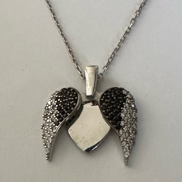 925 Silver angelwing initial double heart necklace - Picture 4 of 4